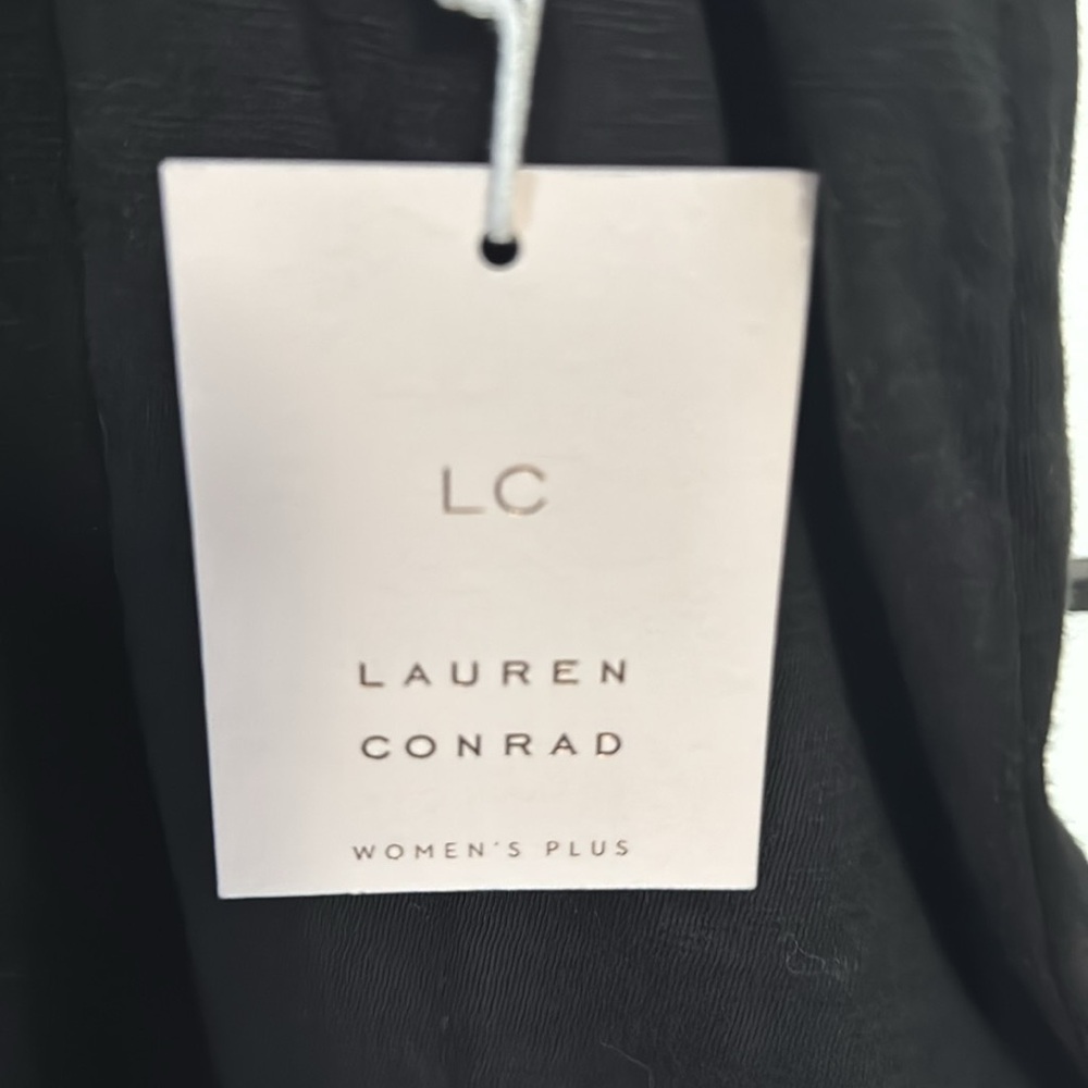 Lauren Conrad Eyelet Ruffle Short Sleeve Black Top Tee 100% Cotton NWT Size 1x - Picture 5 of 10